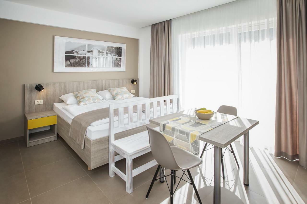 Apartments Capic Niko 巴斯卡 外观 照片