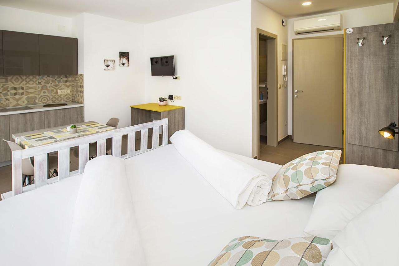 Apartments Capic Niko 巴斯卡 外观 照片